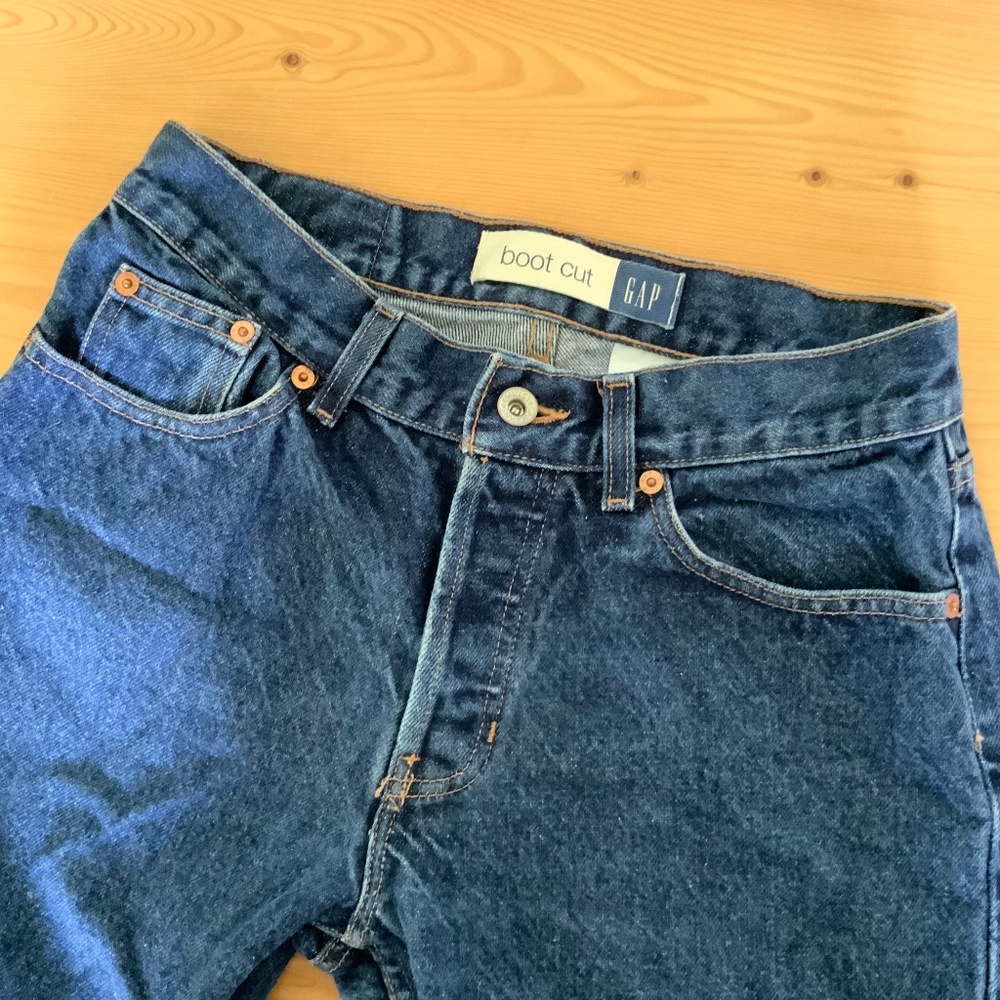 VINTAGE 90’s Gap Boot Cut Jeans - Size 4 - Mid Rise